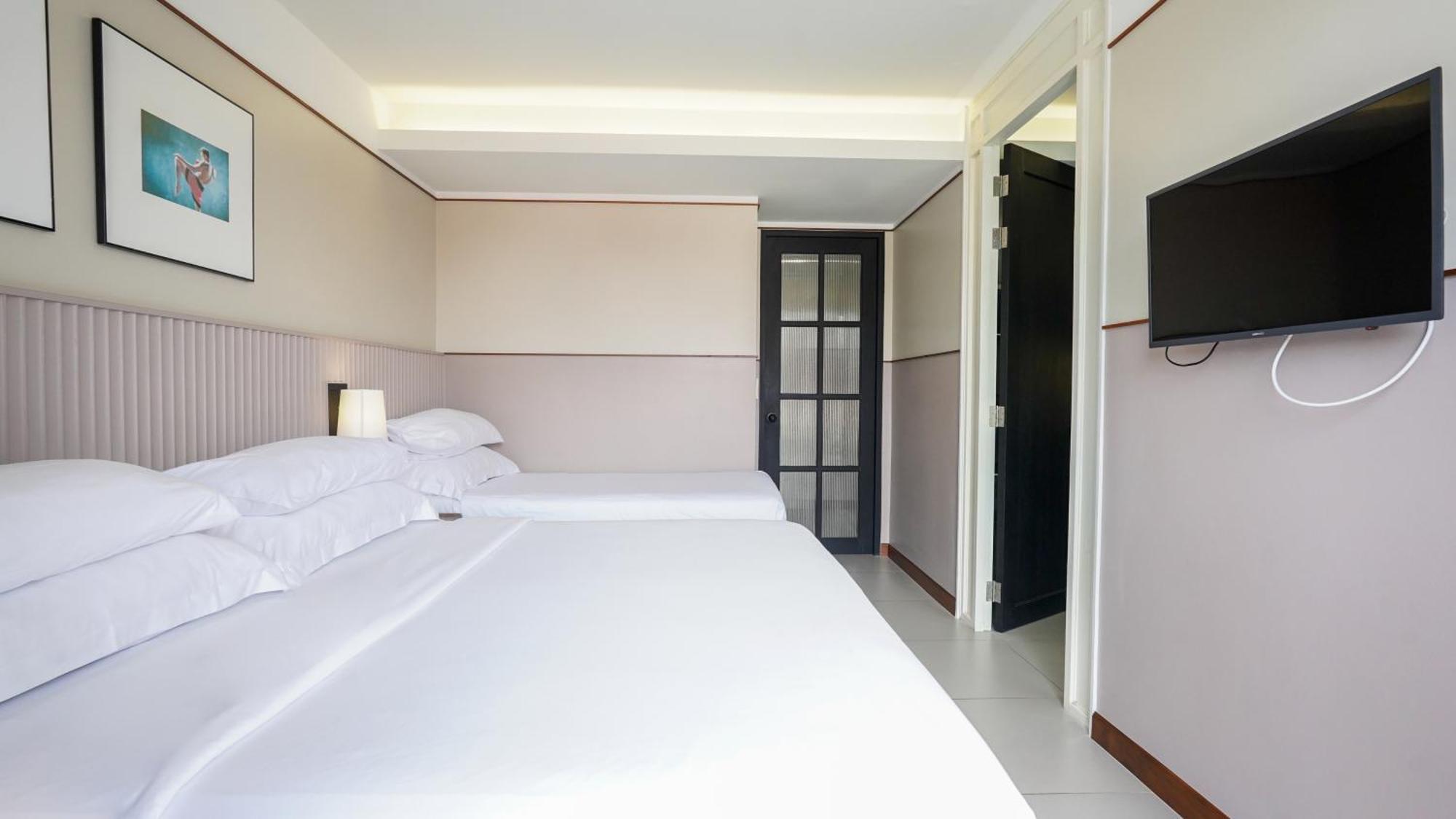 Marina House Muaythai Ta-Iad Phuket Csalong Kültér fotó